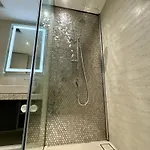 Twin Tower Luxury Service Apartment